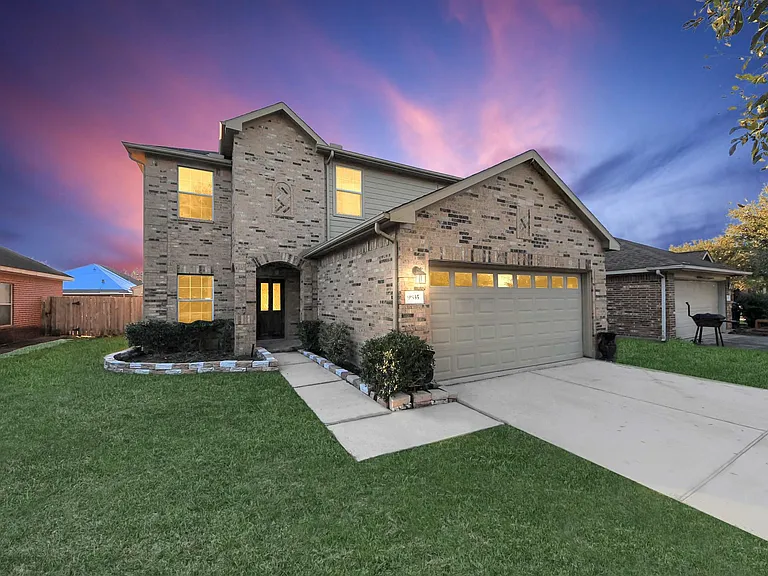 Twilight Real Estate Photography